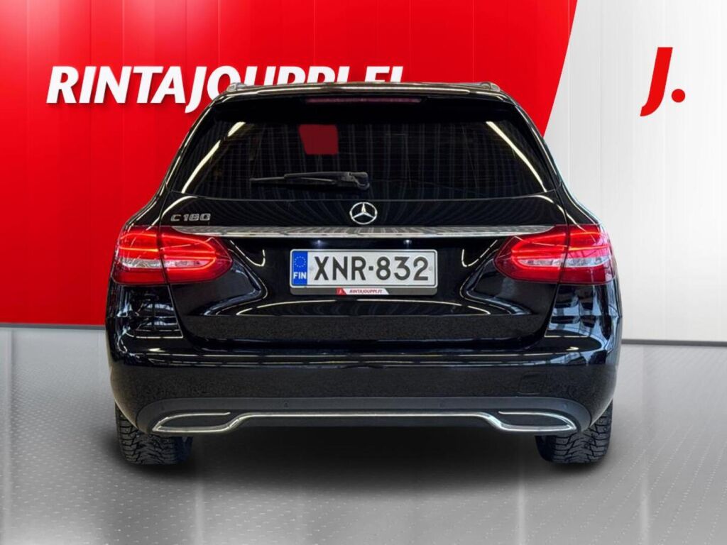 Mercedes-Benz C 2016 Musta