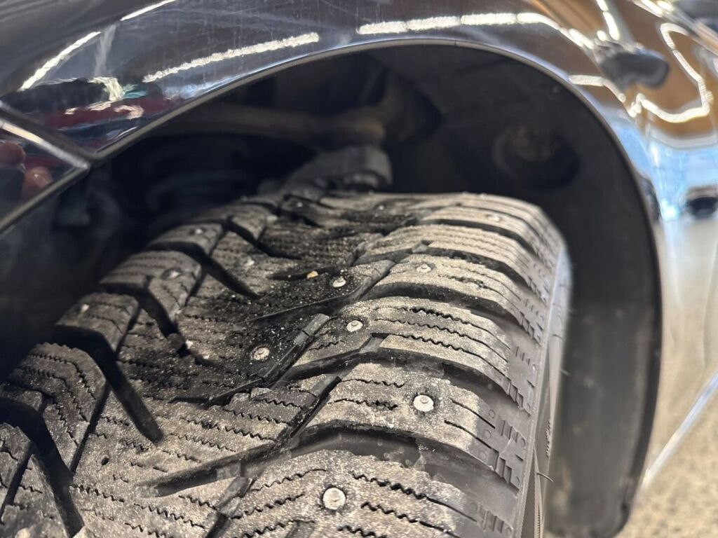 Mercedes-Benz C 2016 Musta