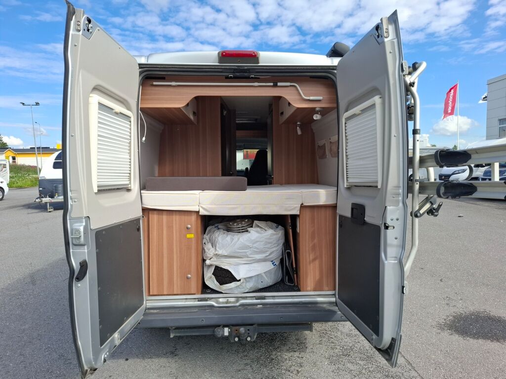 Weinsberg CARABUS 600 2016 Harmaa