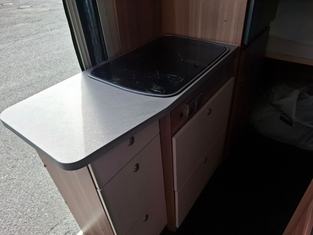 Weinsberg CARABUS 600 2016 Harmaa