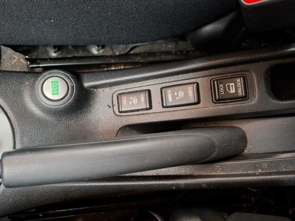 Nissan Note 2016 Punainen