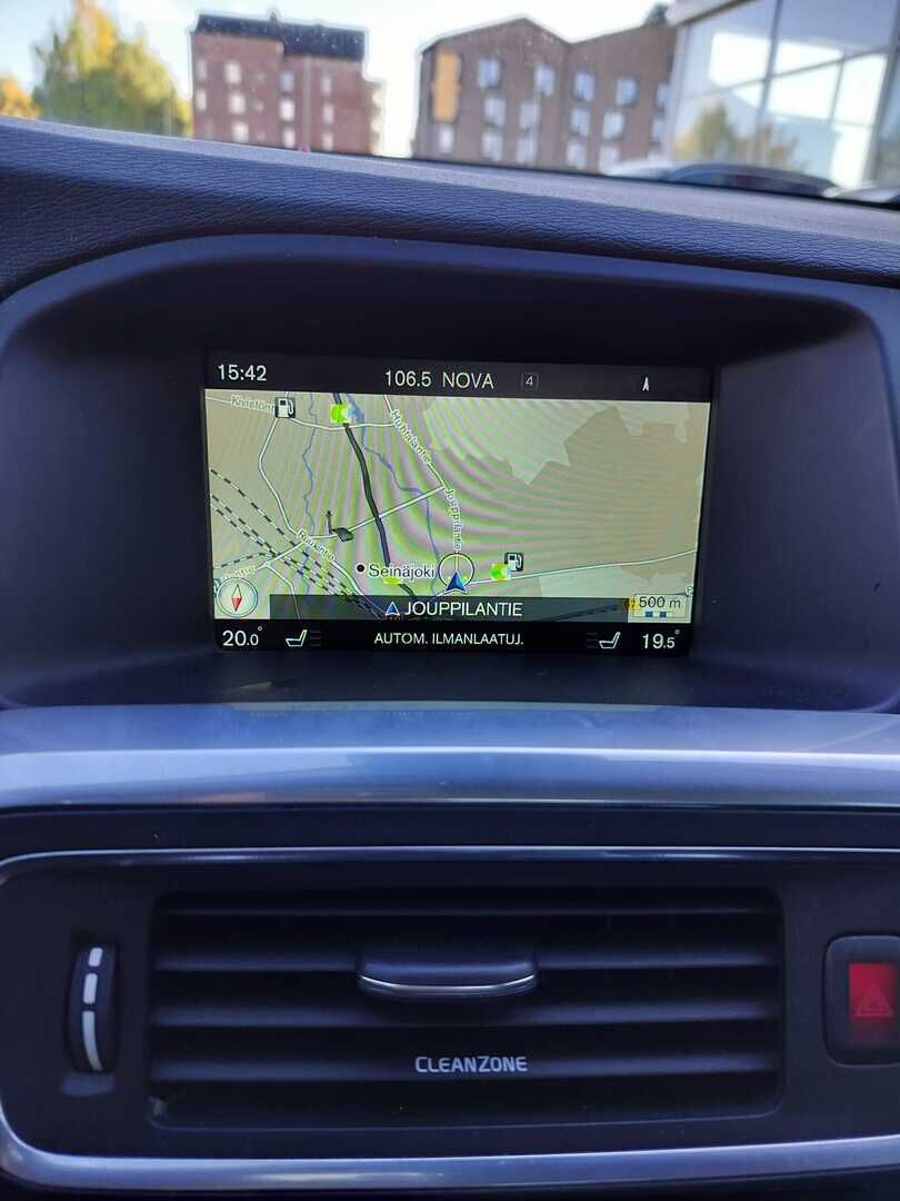 Volvo V60 2016 Valkoinen