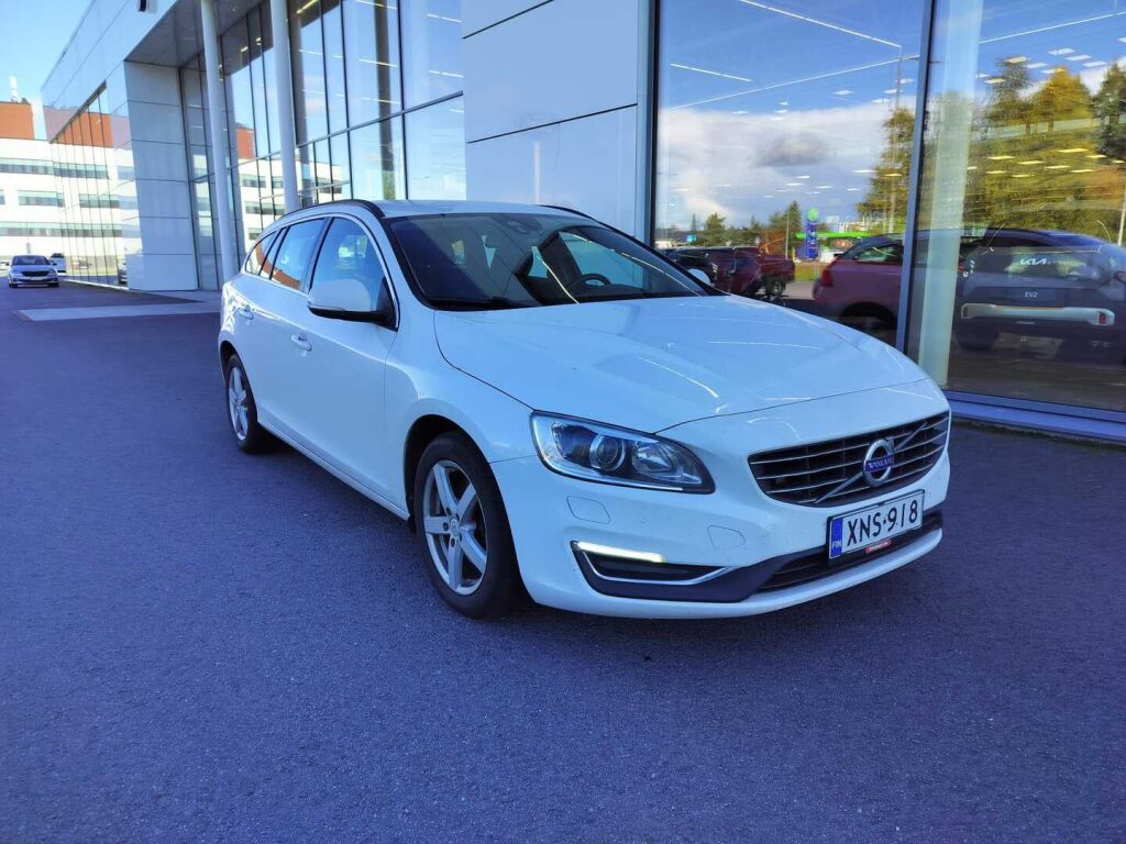 Volvo V60 2016 Valkoinen