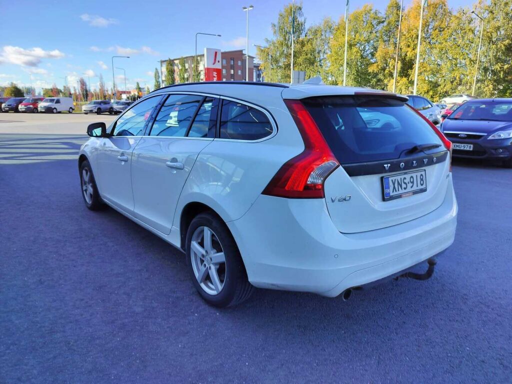 Volvo V60 2016 Valkoinen