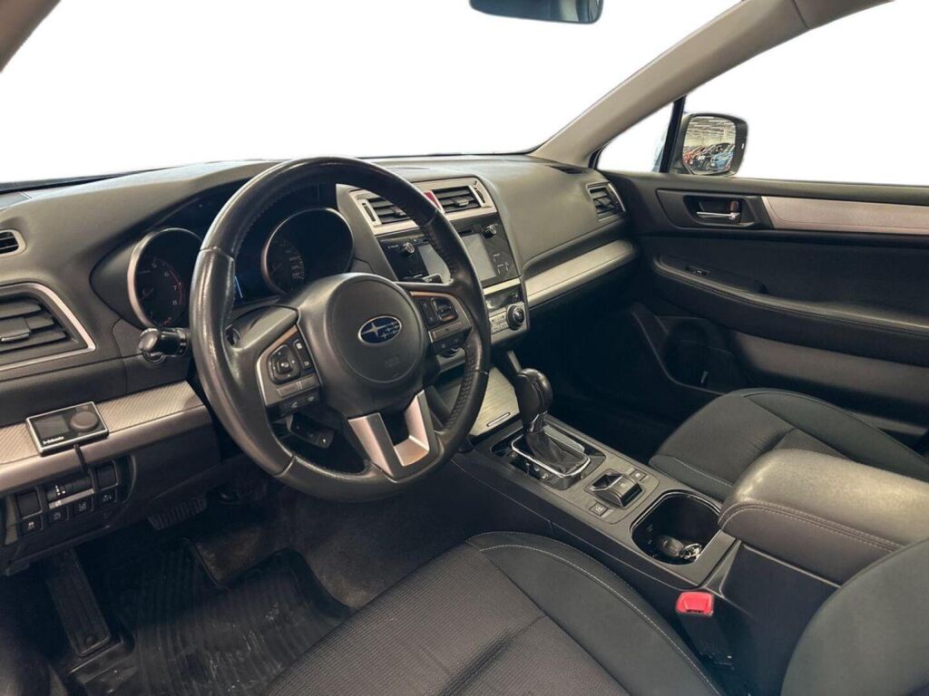 Subaru Outback 2016 Valkoinen