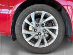 Toyota Auris 2016 Punainen