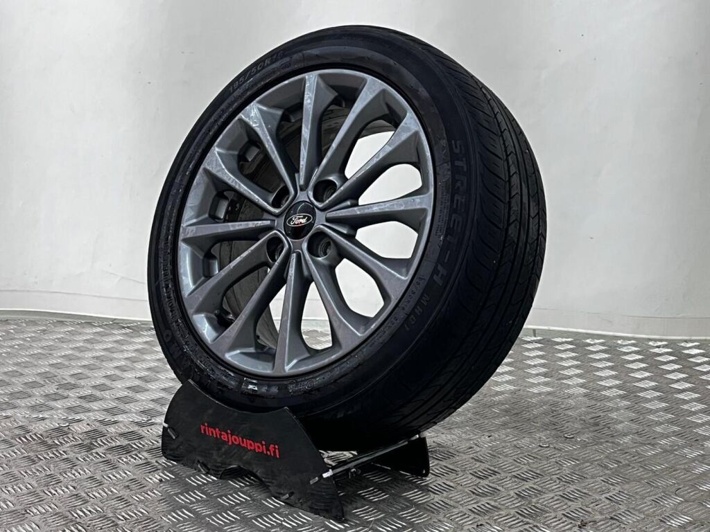 Ford Fiesta 2016 Punainen