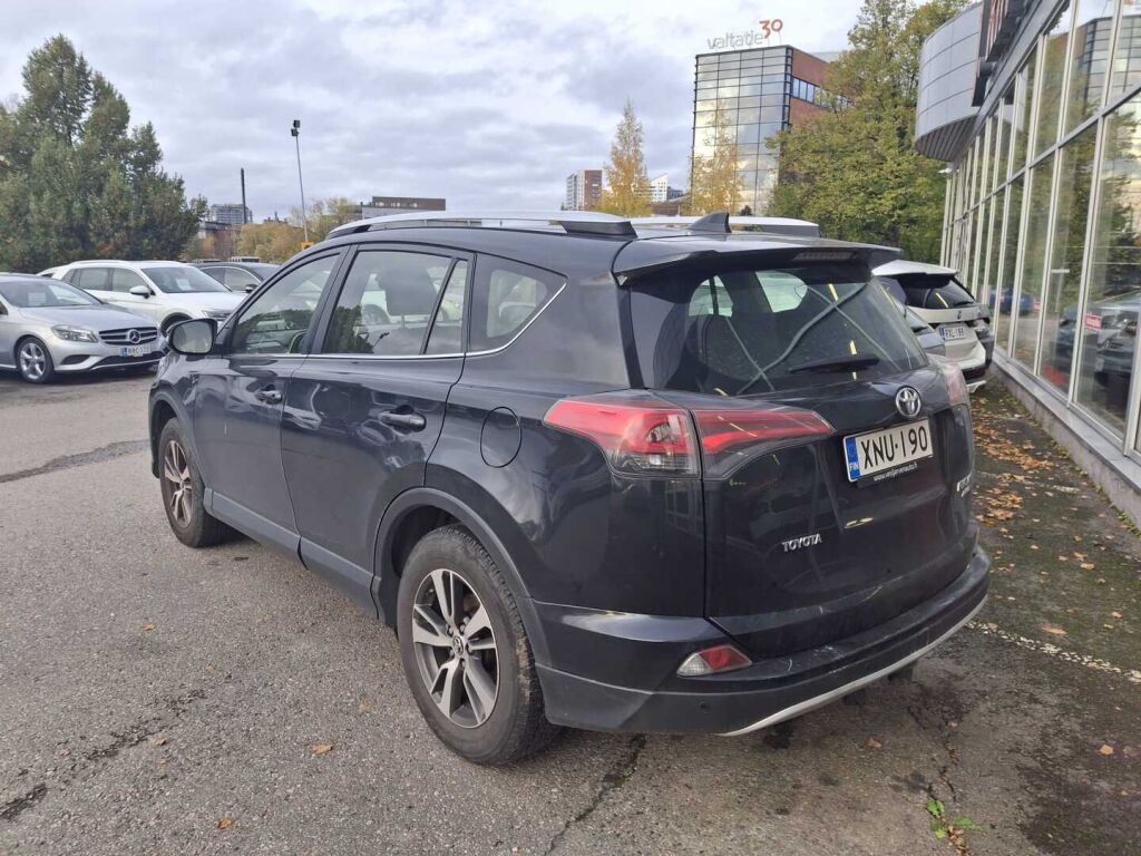 Toyota RAV4 2016 Musta