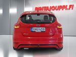 Ford Focus 2017 Punainen