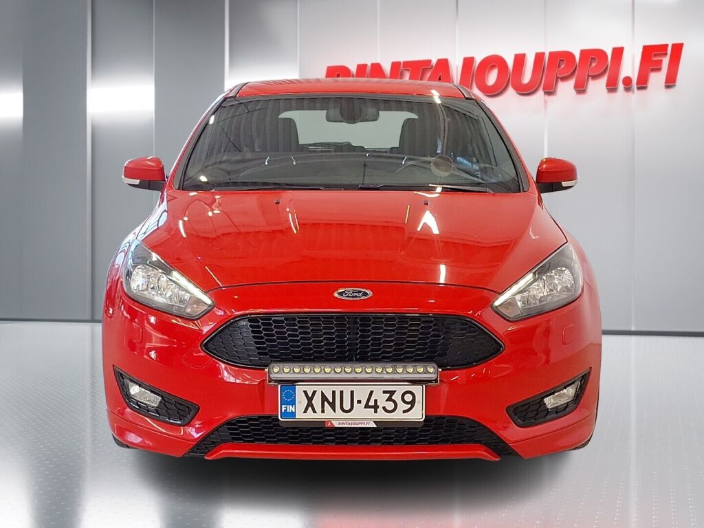 Ford Focus 2017 Punainen