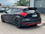 Ford Focus 2016 Musta
