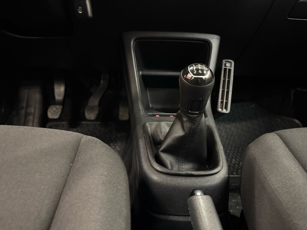 Volkswagen up! 2017 Valkoinen