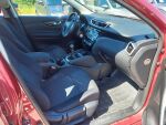 Nissan Qashqai 2016 Punainen
