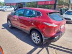 Nissan Qashqai 2016 Punainen