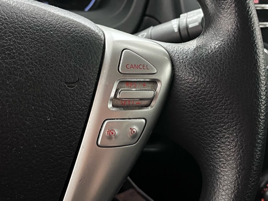 Nissan Note 2017 Punainen