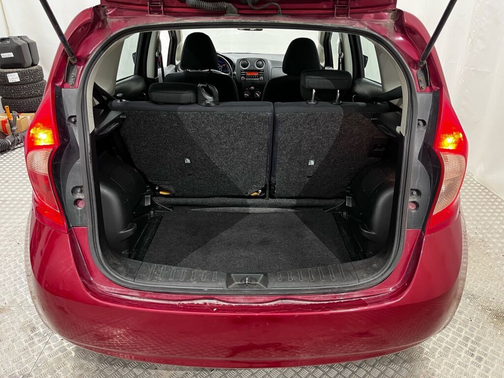 Nissan Note 2017 Punainen