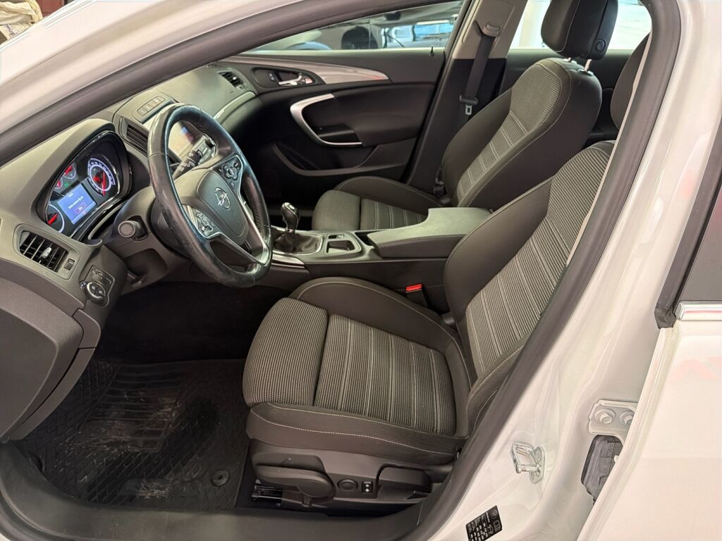 Opel Insignia 2016 Valkoinen