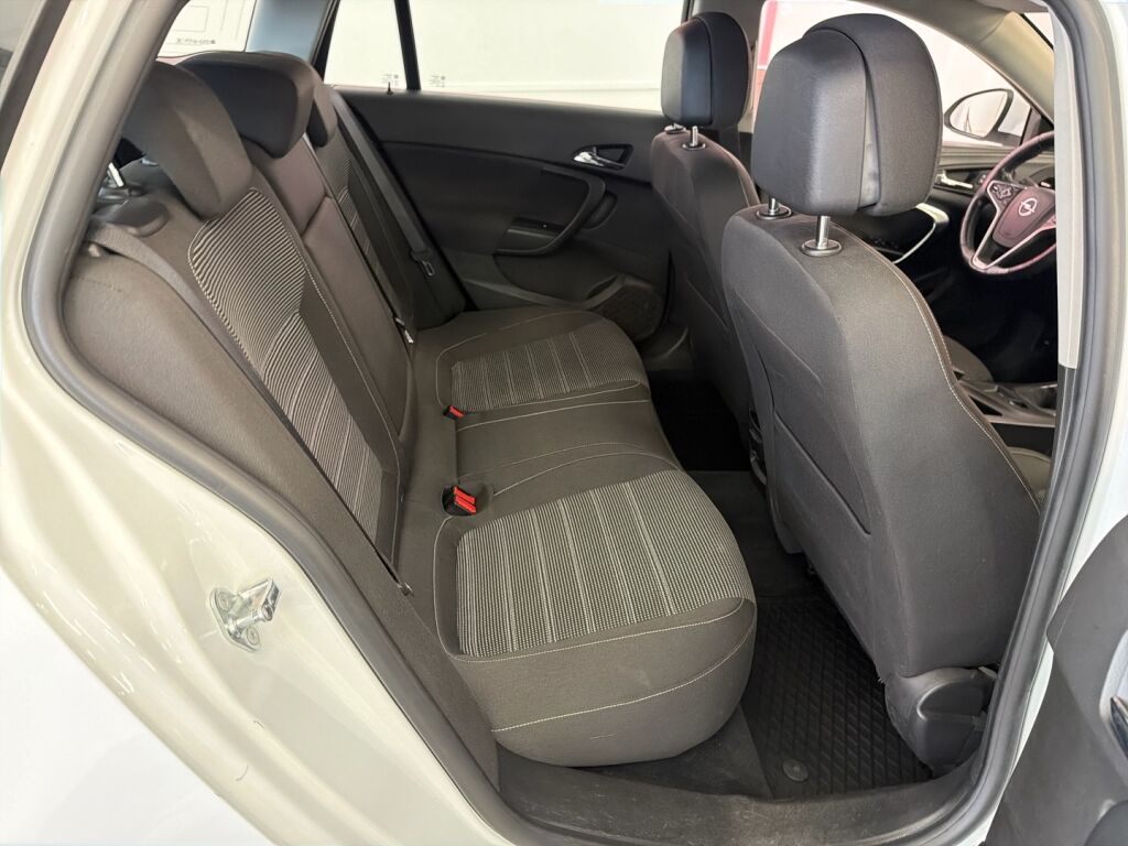 Opel Insignia 2016 Valkoinen