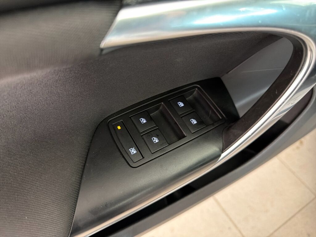 Opel Insignia 2016 Valkoinen