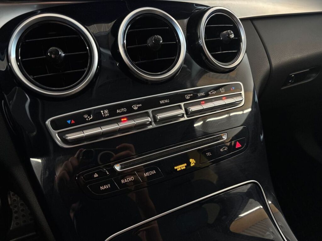 Mercedes-Benz C 2017 Valkoinen