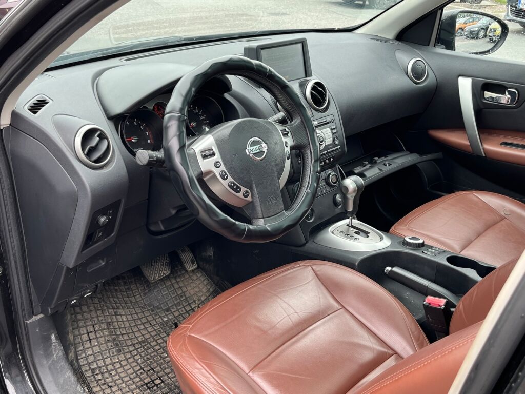 Nissan Qashqai+2 2008 Musta