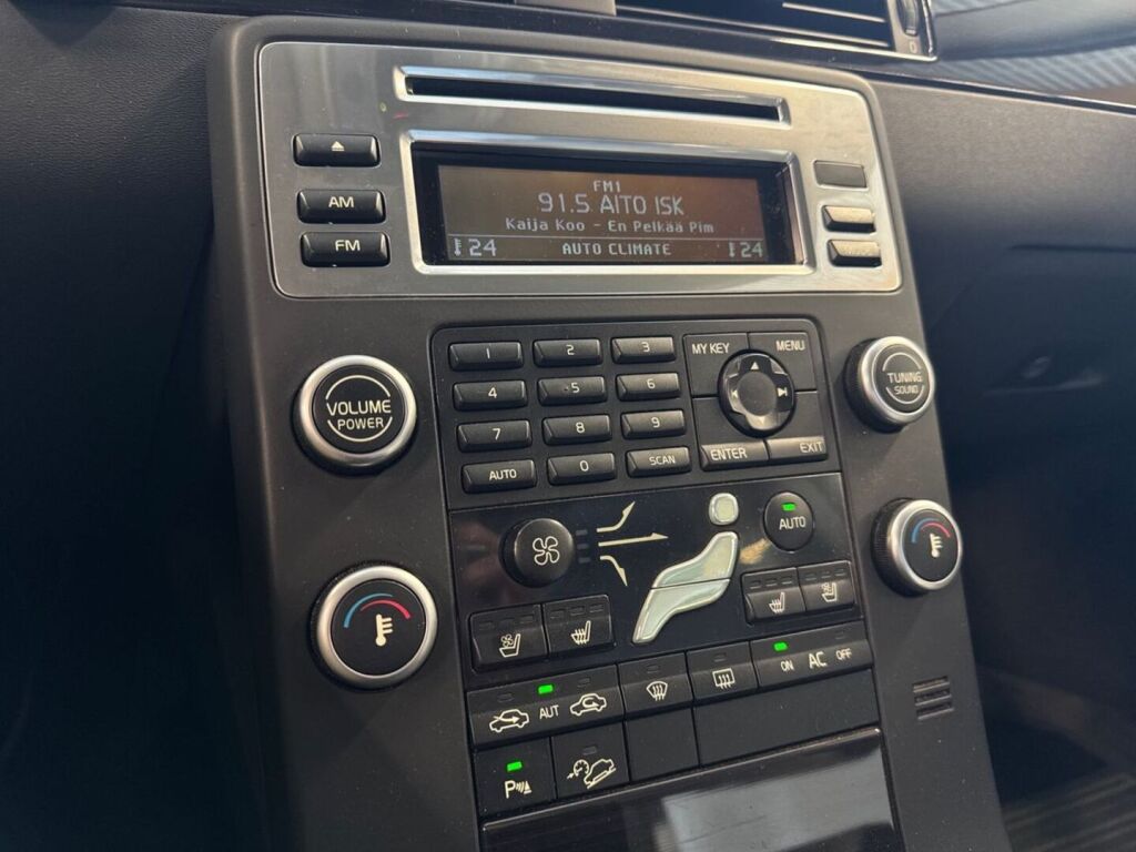 Volvo XC70 2009 Harmaa