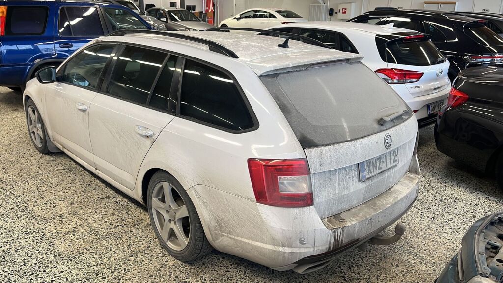 Skoda Octavia 2017 Valkoinen