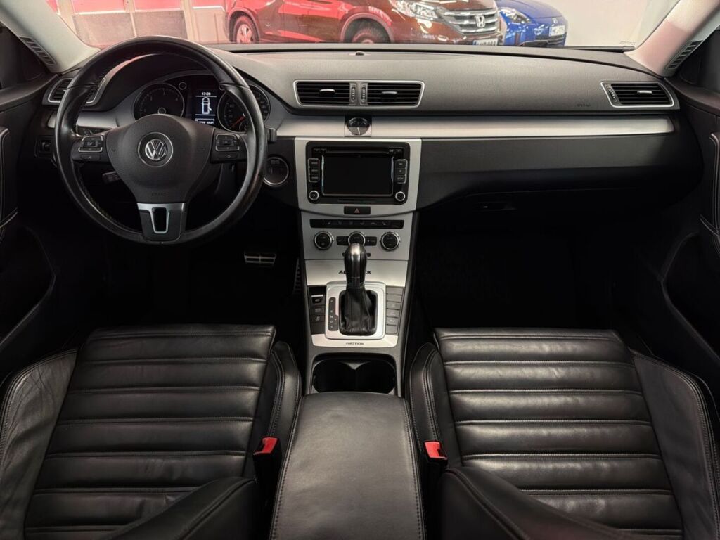 Volkswagen Passat 2014 Valkoinen