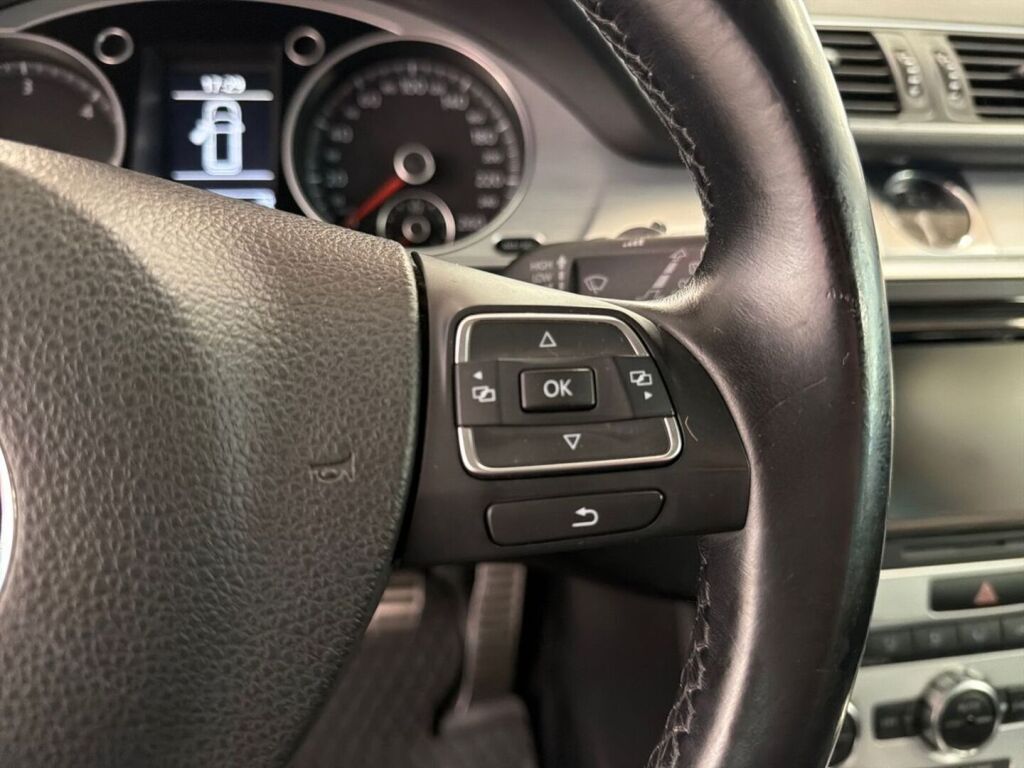 Volkswagen Passat 2014 Valkoinen