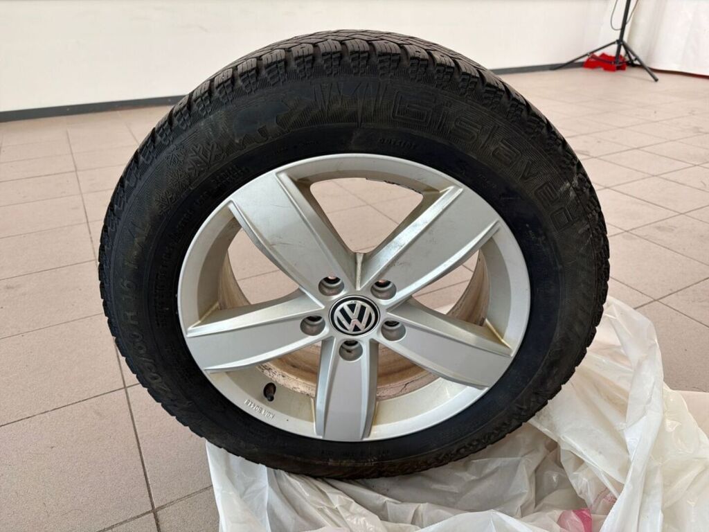 Volkswagen Passat 2014 Valkoinen