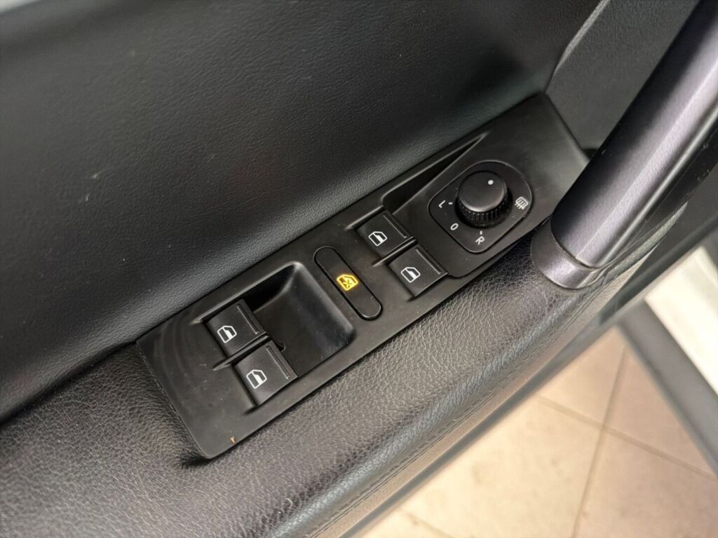 Volkswagen Passat 2014 Valkoinen