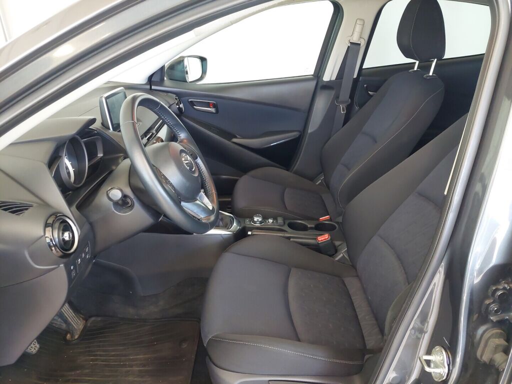 Mazda Mazda2 2017 Harmaa