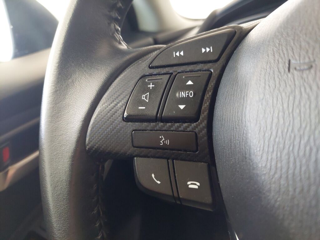 Mazda Mazda2 2017 Harmaa