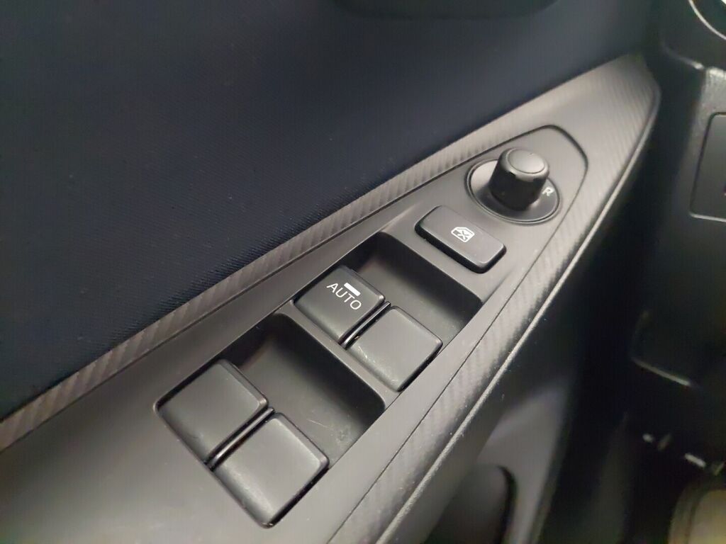 Mazda Mazda2 2017 Harmaa