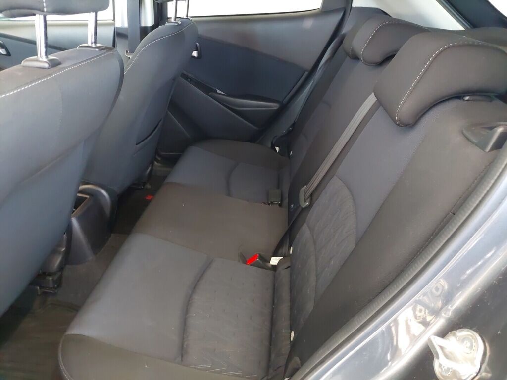 Mazda Mazda2 2017 Harmaa