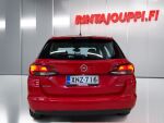 Opel Astra 2017 Punainen