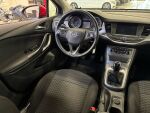 Opel Astra 2017 Punainen