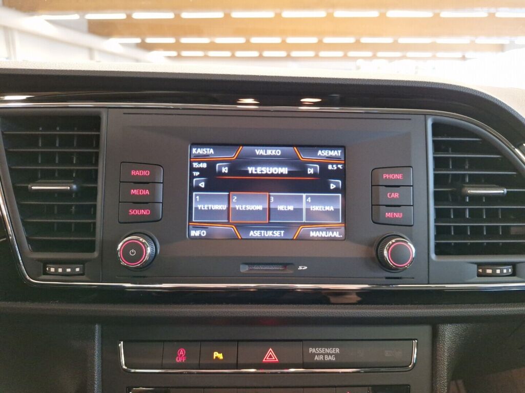 Seat Leon 2016 Musta