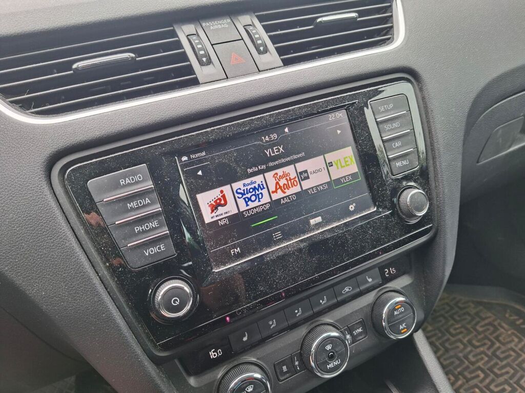 Skoda Octavia 2016 Harmaa