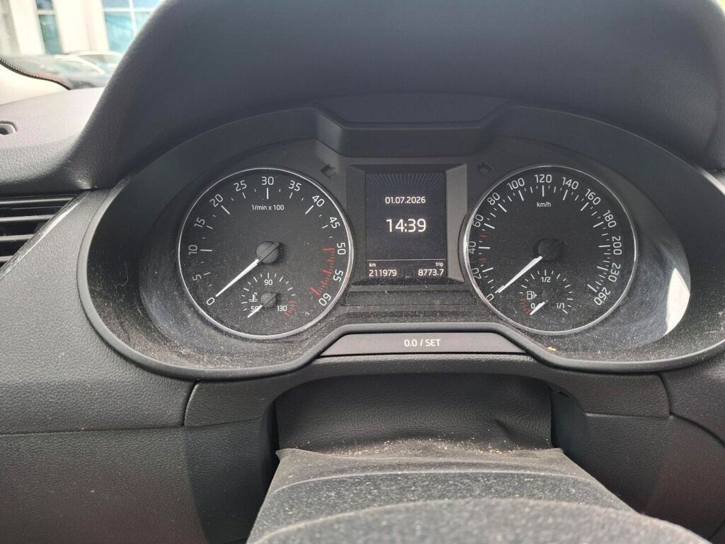 Skoda Octavia 2016 Harmaa