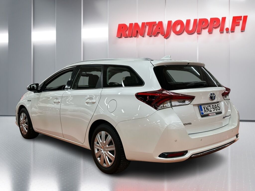 Toyota Auris 2015 Valkoinen