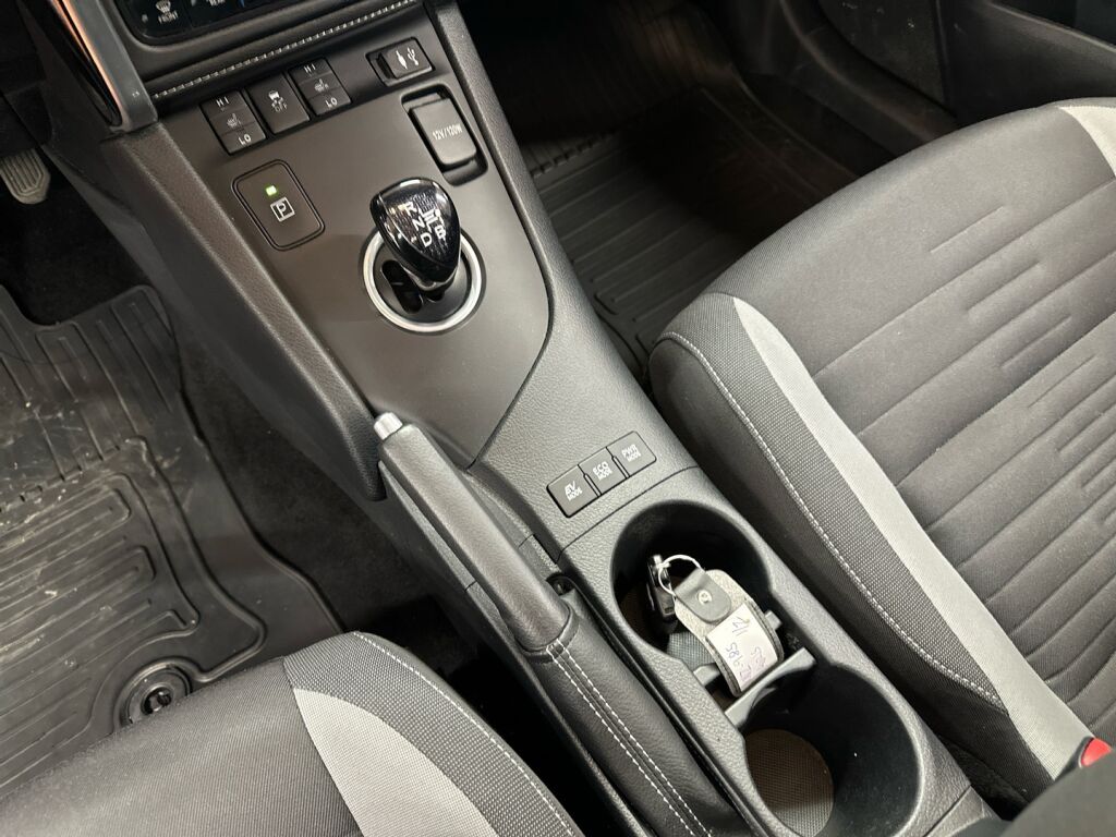 Toyota Auris 2015 Valkoinen