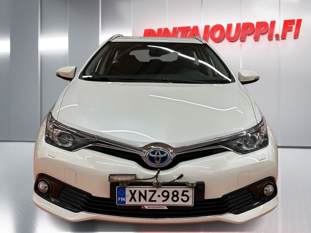 Toyota Auris 2015 Valkoinen
