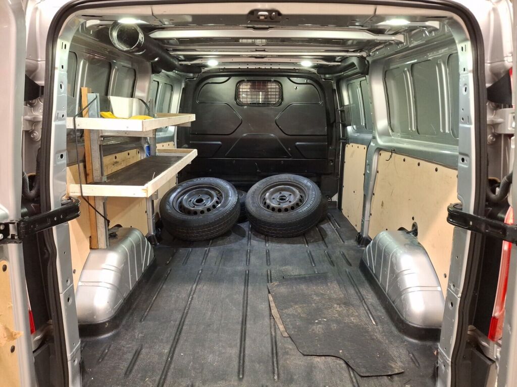 Ford Transit Custom 2017 Harmaa