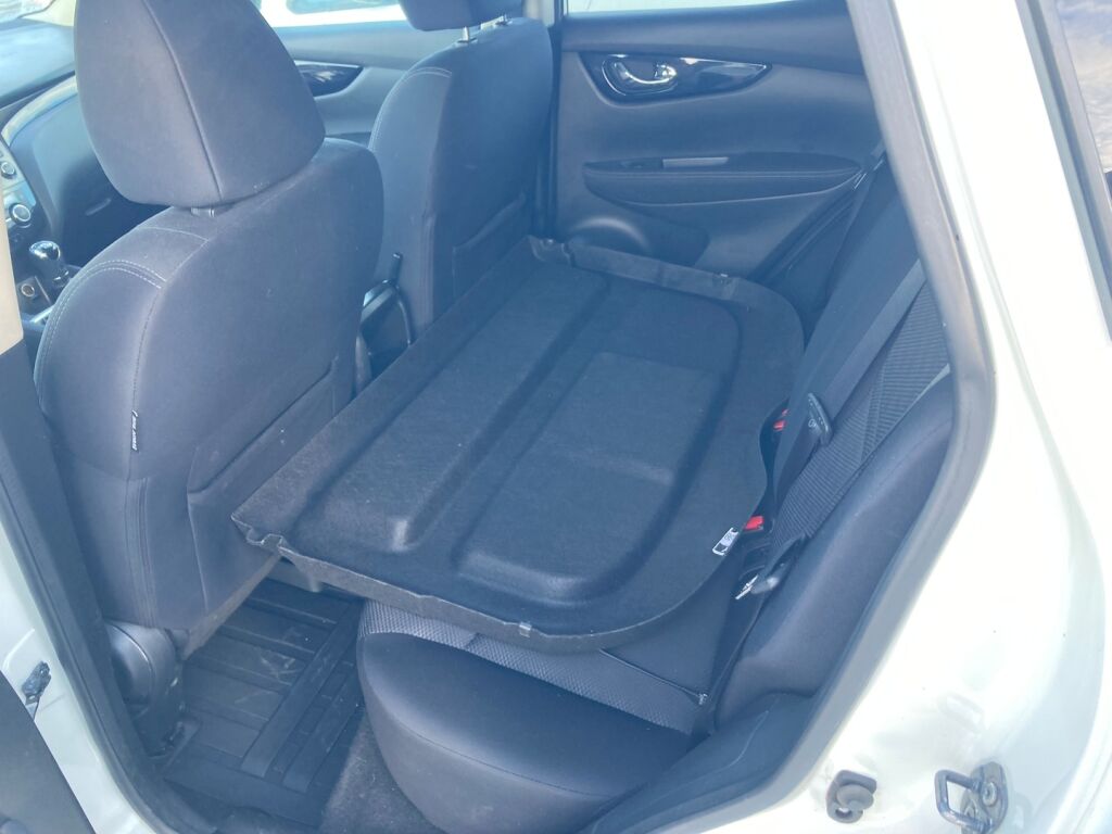 Nissan Qashqai 2017 Valkoinen