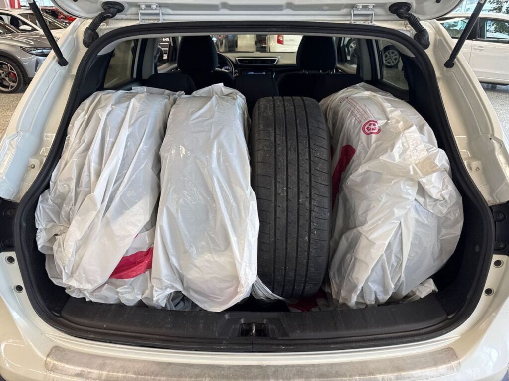 Nissan Qashqai 2017 Valkoinen