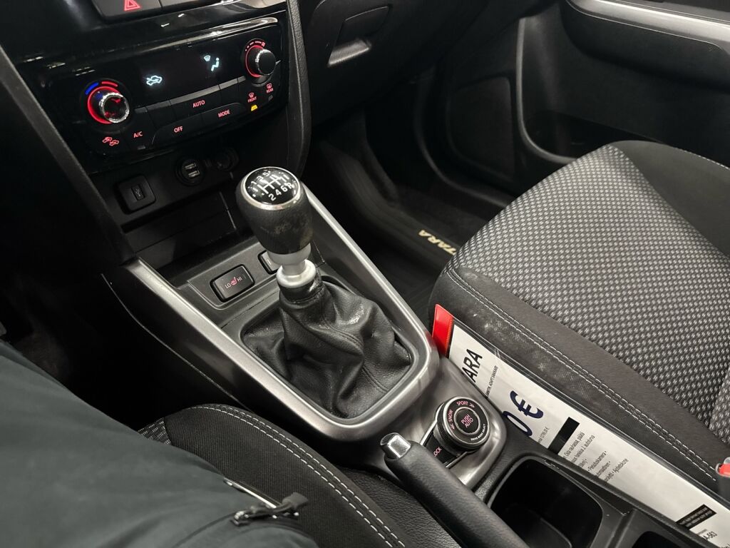 Suzuki Vitara 2020 Valkoinen