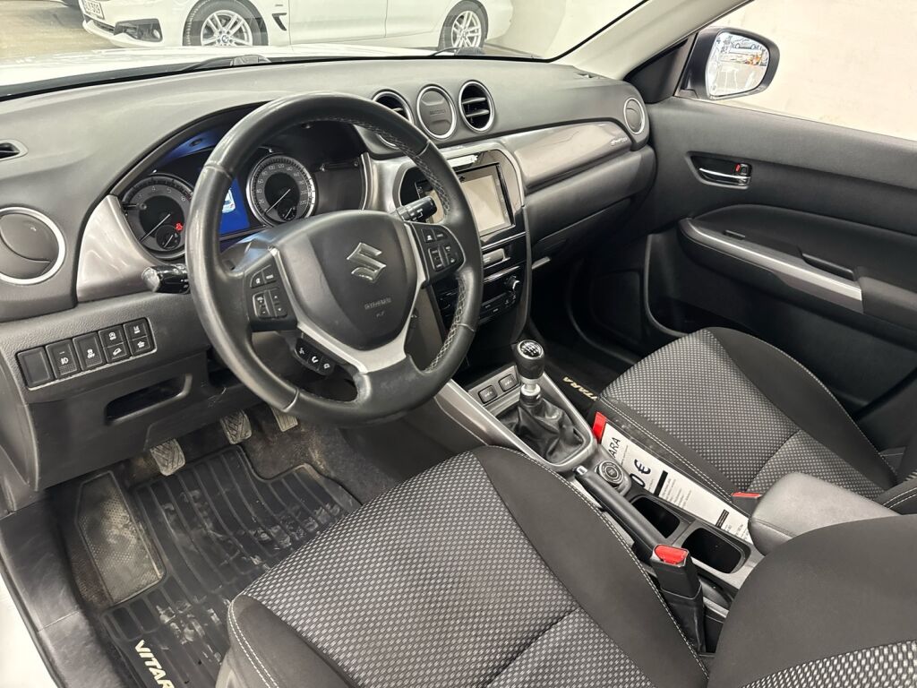 Suzuki Vitara 2020 Valkoinen