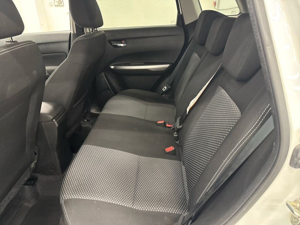 Suzuki Vitara 2020 Valkoinen