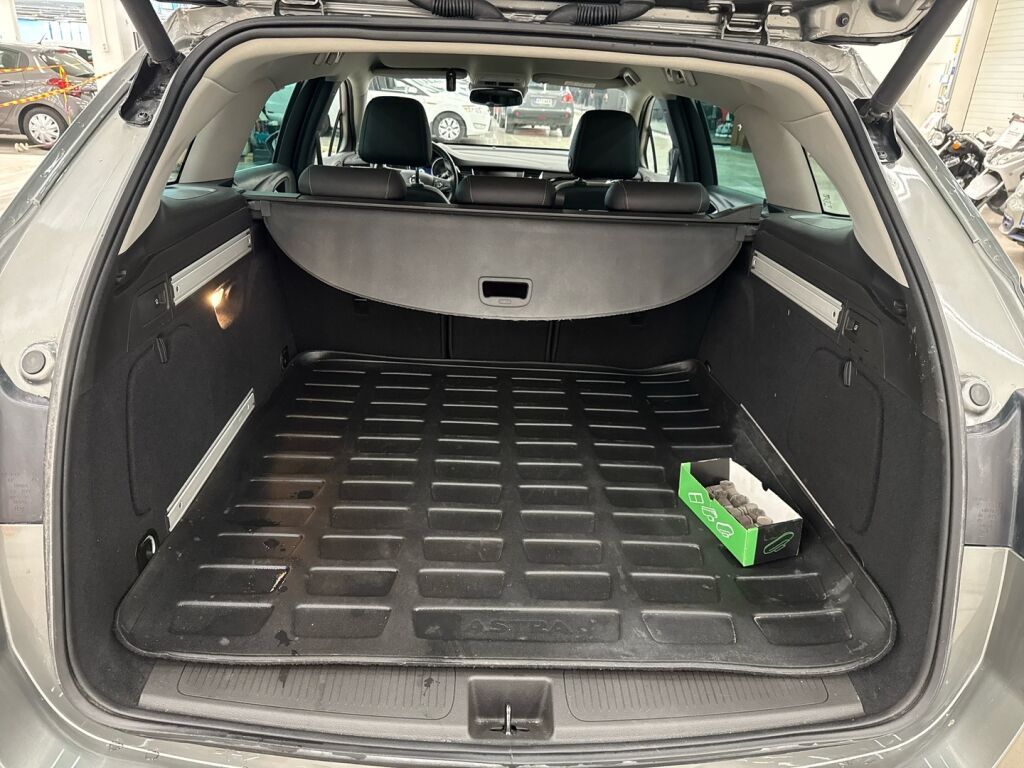 Opel Astra 2018 Harmaa